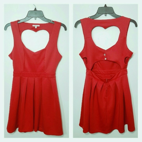 Cute red heart dress-small - Picture 1 of 2